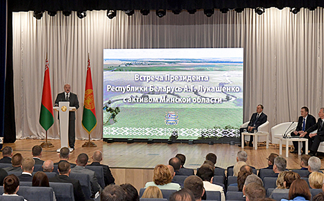 Лукашэнка: калі Беларусь зробіць хоць адзін неасцярожны крок, то падзе пад абломкамі міжнародных канфліктаў