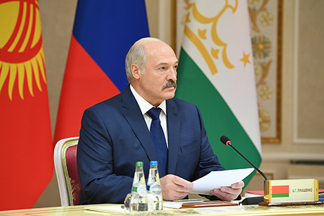 Лукашэнка пра атмасферу саміту АДКБ: адкрытая і прынцыповая размова самых блізкіх у гэтым свеце дзяржаў