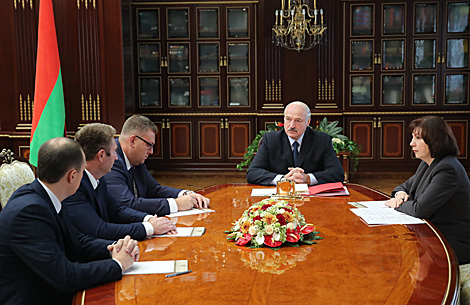 Лукашэнка бачыць вялікі патэнцыял у развіцці супрацоўніцтва з Латвіяй