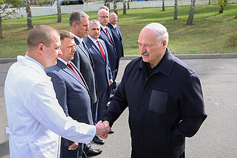 Вялікая камандзіроўка Лукашэнкі прадоўжылася ў Петрыкаўскім раёне