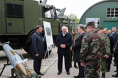 Лукашэнка расказаў, навошта Беларусі ракетнае ўзбраенне і якая стратэгічная задача ў ваеннай сферы