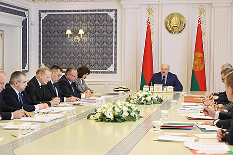 Лукашэнка аб стане спраў у АПК: так званая дыктатура і парадак паказалі сваю эфектыўнасць