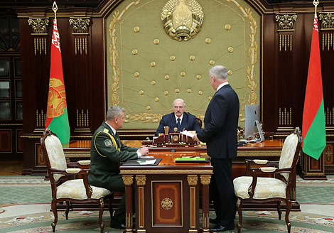 Лукашэнка запатрабаваў навесці жалезны парадак у Дзяржінспекцыі аховы жывёльнага і расліннага свету
