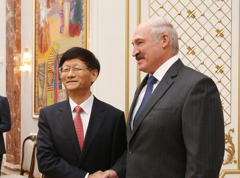 Лукашэнка: Тэхналагічнае і інвестыцыйнае супрацоўніцтва павінна стаць галоўным рухавіком беларуска-кітайскага ўзаемадзеяння