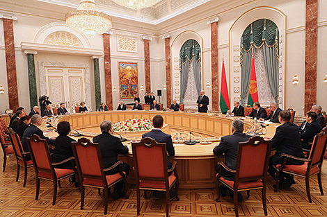 Лукашэнка падкрэслівае стратэгічную значнасць навуковай галіны для развіцця краіны