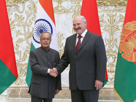 Лукашэнка: Спробы ізаляваць Беларусь бесперспектыўныя, пакуль мы маем адносіны з такімі гіганцкімі дзяржавамі, як Індыя