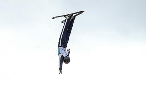 Беларускія фрыстайлісты заваявалі бронзу ў сінхронных скачках на этапе КС у 