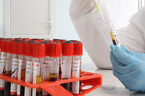 За суткі ў Беларусі зарэгістраваны 1222 пацыенты з COVID-19, выпісаны 1348