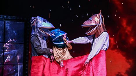 Маладзёжны тэатр эстрады запрашае на яркі навагодні квест і прэм'еру казкі