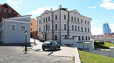 Фотапартрэты Шагала, Маякоўскага, Цвятаевай, Манэ пакажуць на выставе ў Мінску