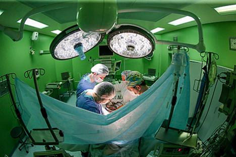 Беларускія дзіцячыя кардыяхірургі правялі пяць вельмі складаных аперацый у пацыентаў з рэдкімі паталогіямі