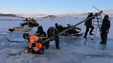 Беларускія палярнікі здабылі ўнікальны ўзор горнай пароды
