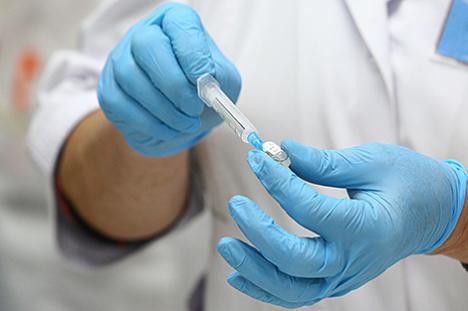 Беларусь першая атрымае расійскую вакцыну ад каранавіруса