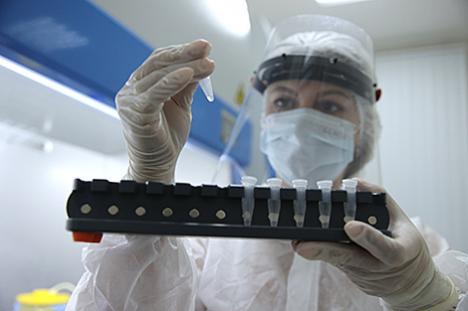 За суткі ў Беларусі зарэгістраваны 947 пацыентаў з COVID-19, выпісаны 658