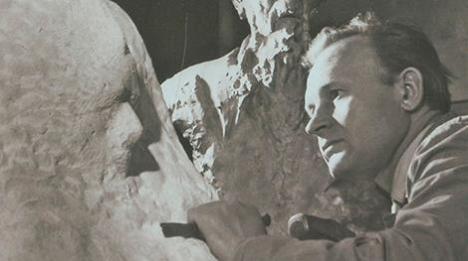 Альбом беларускага скульптара Сяргея Селіханава прэзентуюць у НММ