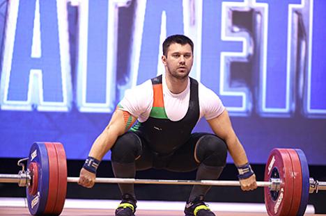 Беларускі цяжкаатлет Яўген Ціханцоў заваяваў серабро ІІ Гульняў краін СНД