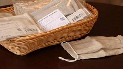 У Японіі медыцынскія маскі шыюць з аршанскага лёну