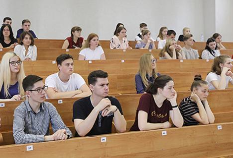 У Беларусі перанясуць тэрміны ўступнай кампаніі