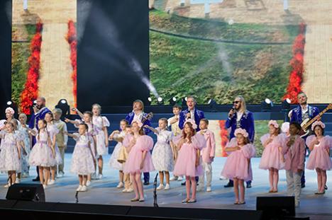 Знакамітыя майстры, таленавітая моладзь і кранальныя кампазіцыі. У Вялікім тэатры прайшоў гала-канцэрт