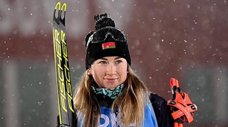 Беларуская біятланістка Дзінара Алімбекава завяршыла год на 3-м месцы агульнага заліку Кубка свету