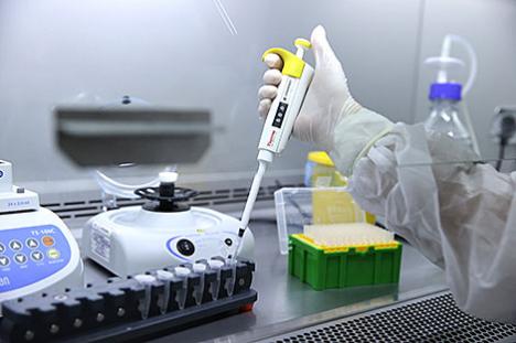 За суткі ў Беларусі зарэгістраваны 1862 пацыенты з COVID-19, выпісаны 1733