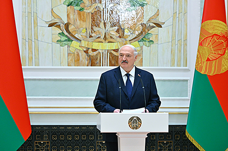 Лукашэнка - ветэранам: мы вашу Перамогу нікому не аддадзім