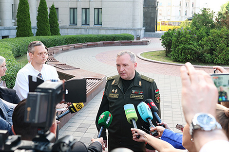Еўрапейскія ўлады ідуць на падман сваіх грамадзян, нагнятаючы сітуацыю на знешнім контуры - Хрэнін