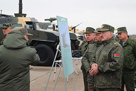 Лукашэнка строга раскрытыкаваў законапраект аб процідзеянні дамашняму насіллю