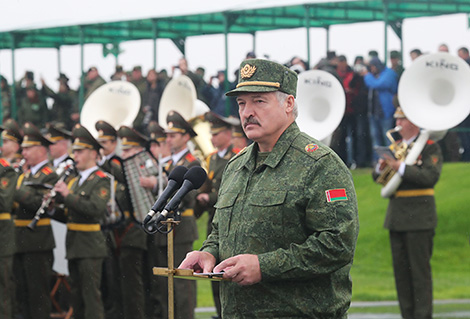 Лукашэнка аб апасеннях ад прысутнасці расійскіх войскаў у Беларусі: трэба супакоіцца