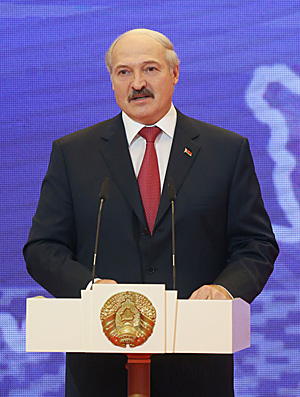 Аляксандр Лукашэнка: Рамантычная прыхільнасць да працы вельмі важная для сучаснай моладзі