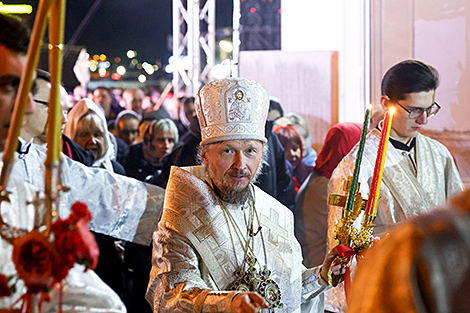 Лукашэнка павіншаваў Мітрапаліта Веніяміна з Вялікаднем