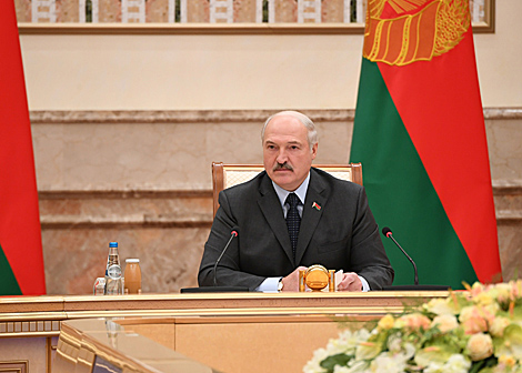 Лукашэнка адзначае рост прыхільнікаў ідэі запуску новага міжнароднага перагаворнага працэсу