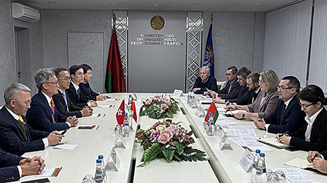 Ганконг зацікаўлены ў арганізацыі сумесных вытворчасцей з Мінпрамам Беларусі