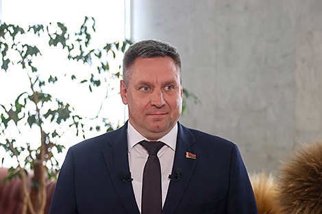 Уборачная кампанія перасягнула экватар. Кіраўнік Мінсельгасхарча падзяліўся падрабязнасцямі жніва