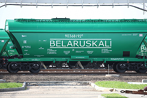 Лукашэнка: Беларусь рэалізуе ў Расіі праект па павелічэнні партовых магутнасцей для перавалкі калію