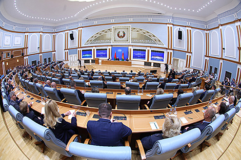 Лукашэнка арыентуе банкі на фінансавую падтрымку эканомікі