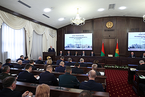 Лукашэнка абазначыў праблемныя пытанні ў сферы сельскай гаспадаркі, нягледзячы на добры ўраджай
