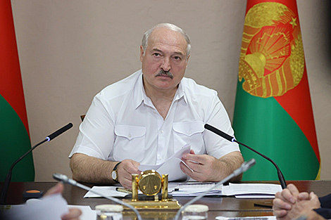 Лукашэнка: аграаб'яднанні ў Віцебскай вобласці - стратэгія правільная, але дзе вынік?