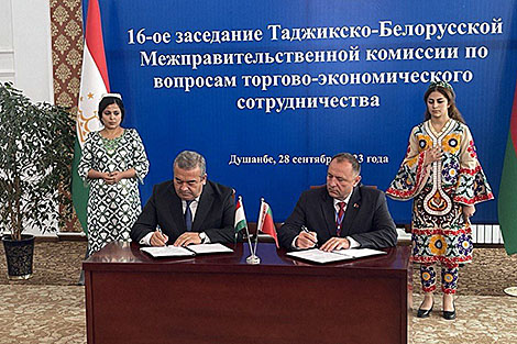 Прадпрыемствы Беларусі і Таджыкістана ў час дзелавога савета падпісалі кантракты на $16 млн