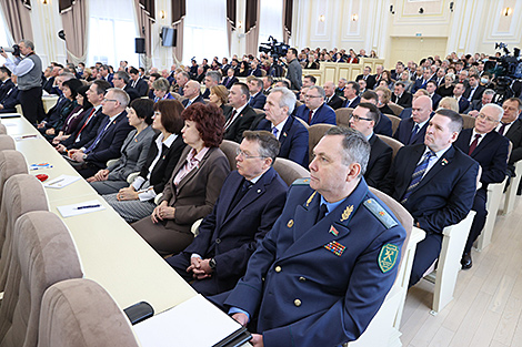 Лукашэнка запатрабаваў ад урада заняцца развіццём Гомельскай вобласці