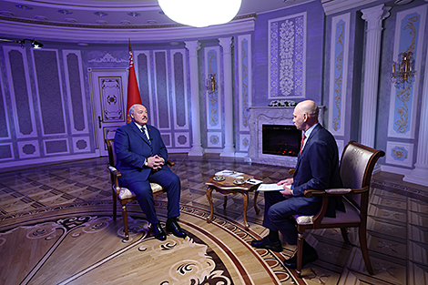Лукашэнка: краінам ЕАЭС трэба захоўваць свой рынак і асвойваць іншыя, а не канкурыраваць унутры самога саюза