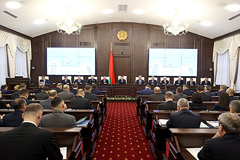 Рост ВУП і даходаў насельніцтва. Галоўчанка падвёў вынікі работы эканомікі