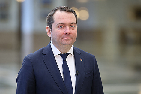 Будаўніцтва беларускага тэрмінала ў Мурманску абмеркавалі на сустрэчы ў Лукашэнкі