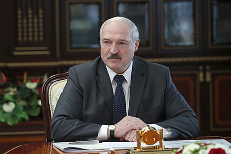 Лукашэнка мае намер у бліжэйшы час пабываць на вытворчасцях ахоўных сродкаў