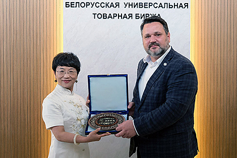 Біржы Беларусі і Кітая прапрацуюць сумесныя праекты ў галіне электроннай камерцыі