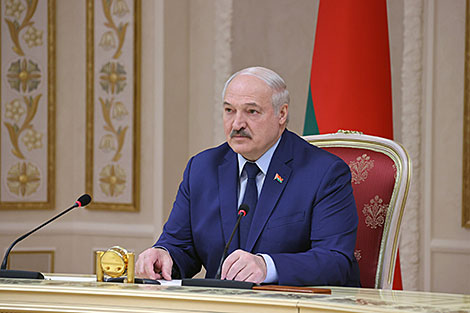 Лукашэнка аб пераадоленні санкцый у супрацоўніцтве з Расіяй: мы зможам справіцца з любымі праблемамі