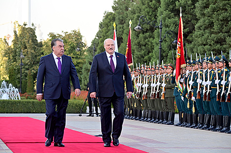 Лукашэнка: Беларусь і Таджыкістан могуць прырастаць у гандлі за кошт выхаду на рынкі трэціх краін