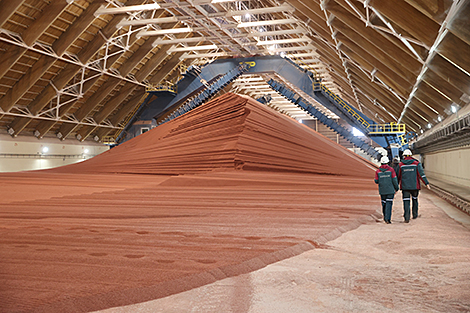 Коўл: ЗША здымаюць санкцыі з беларускага калію