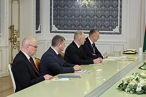 Лукашэнка даручыў МАРГ узяцца за кантрафактную і няякасную прадукцыю
