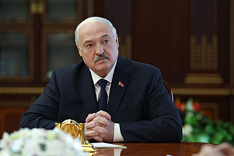 Лукашэнка ў цэлым падтрымаў праект указа аб навуковай дзейнасці